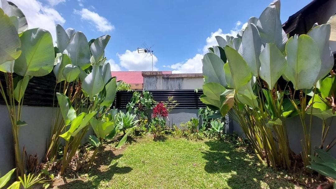 Al Barra Syariah Hotel Bukittinggi Exteriér fotografie